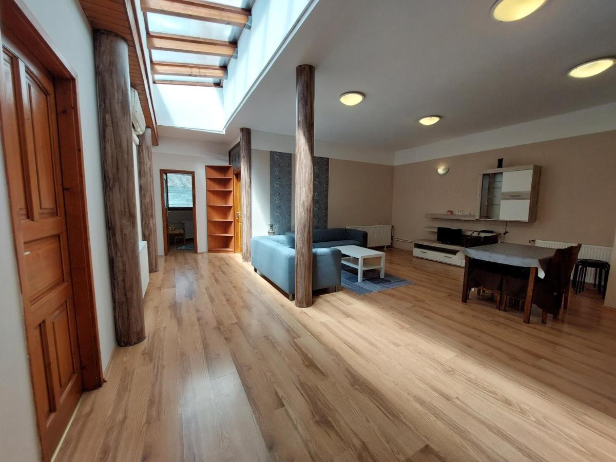CsaládBarát Vendéglak Szegedi Magánszálláshely 9 fő részére, nagycsaládok és baráti társaságok részére Exterior foto